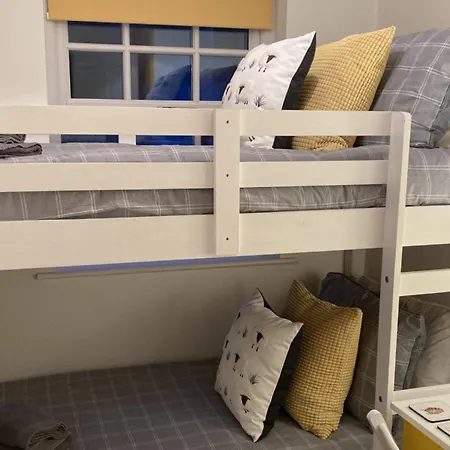 3 Bed In 86589